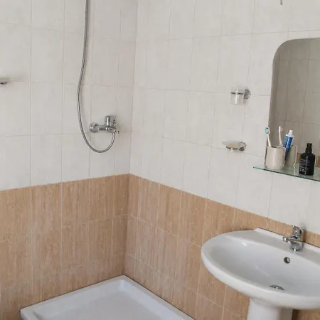 Apartment Cheap'n Cosy Tirana